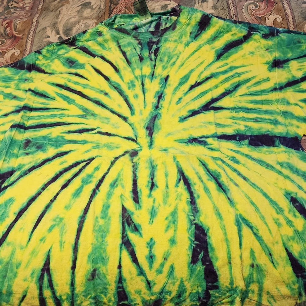 2X Professionally Tie-Dyed Shirt